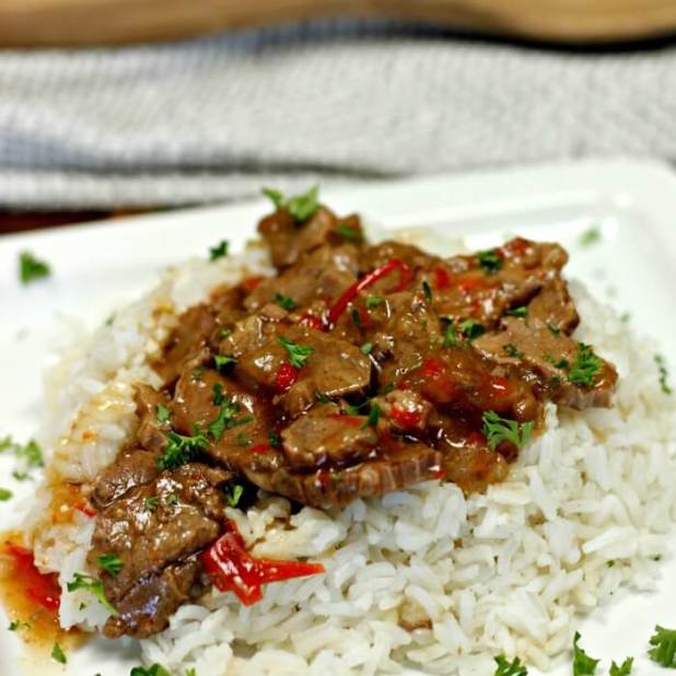 Simple Crockpot Beef and Rice Meal 